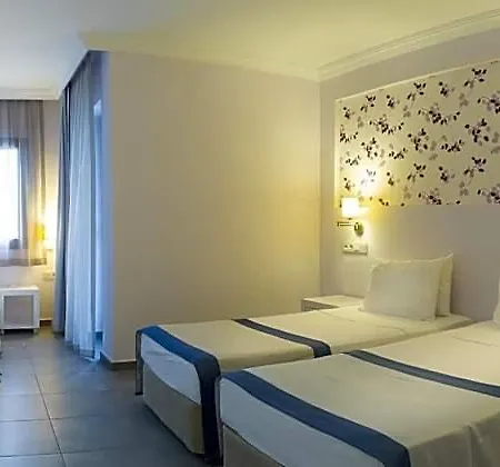 Hotell Club Muskebi 4*